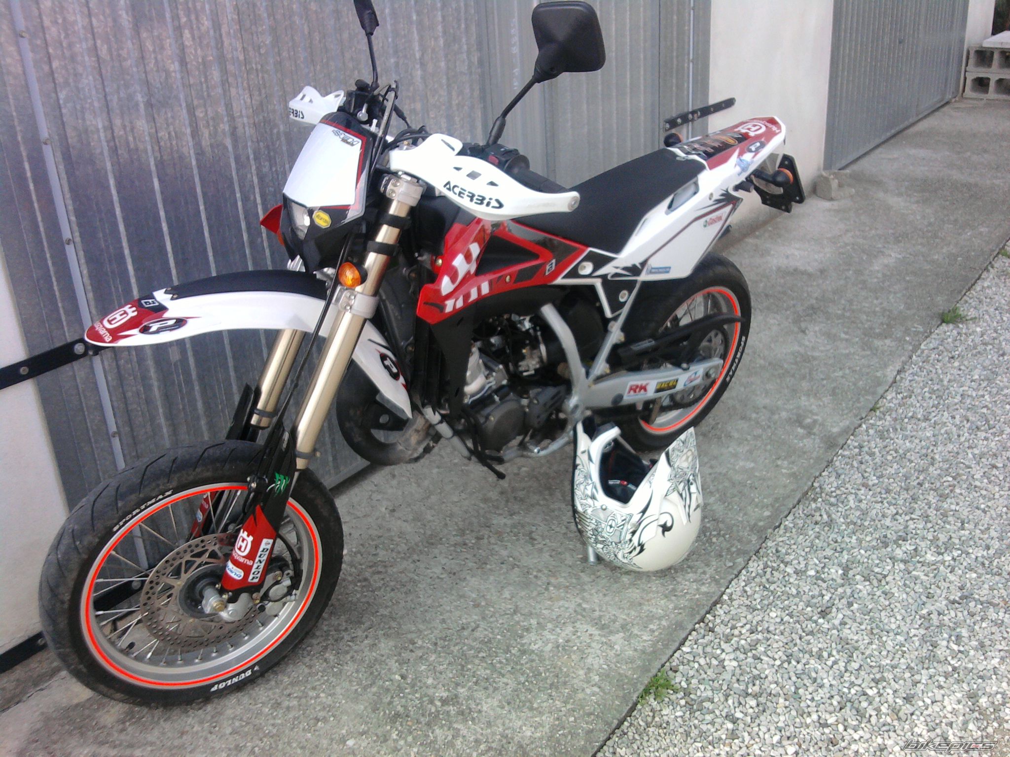 Photo 1956636