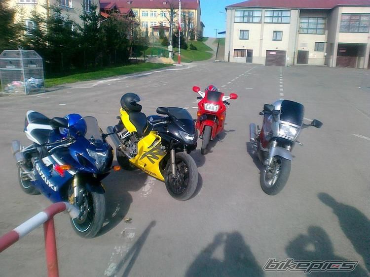 Photo 1956913