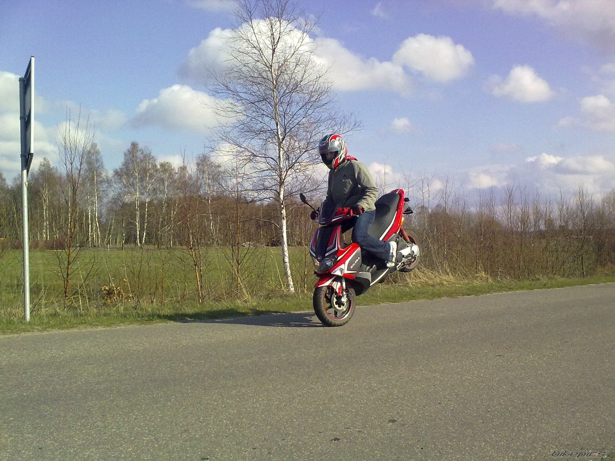 Bike Photo 1957036