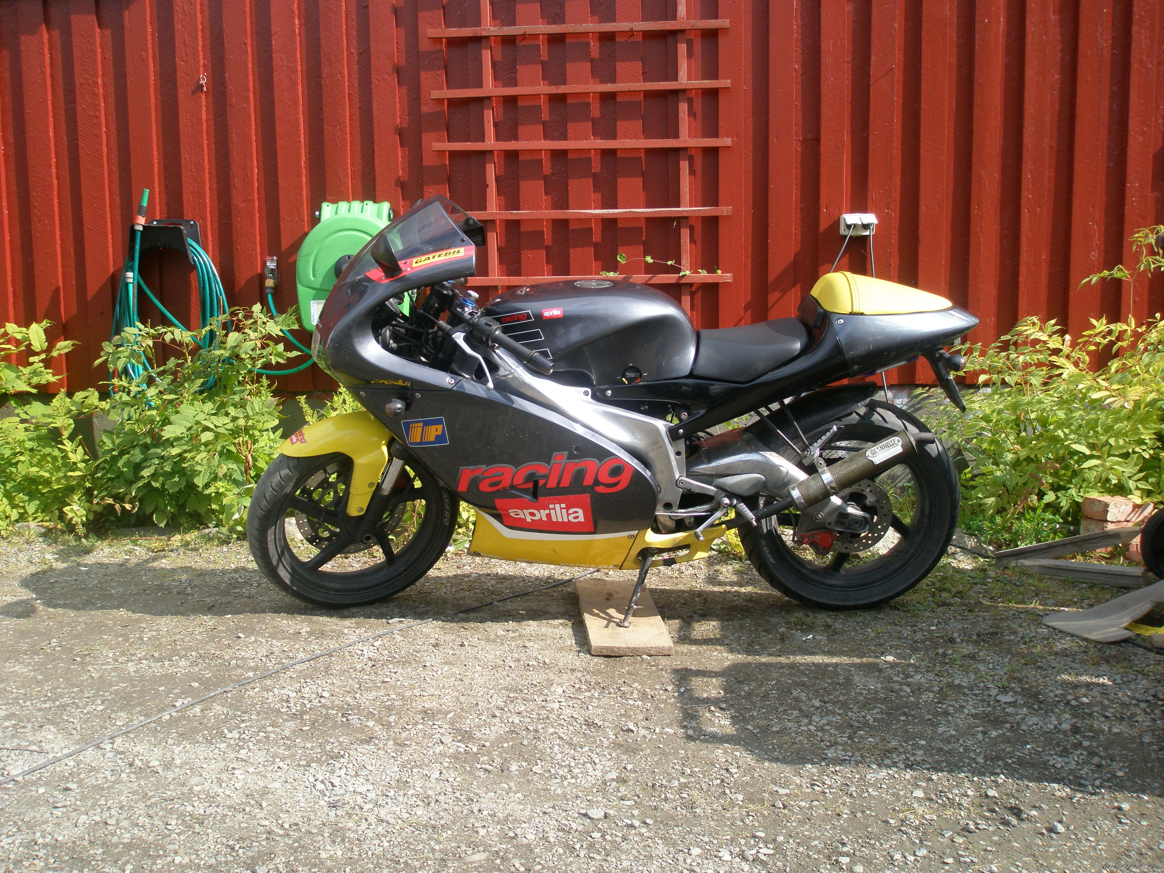 Photo 1957349