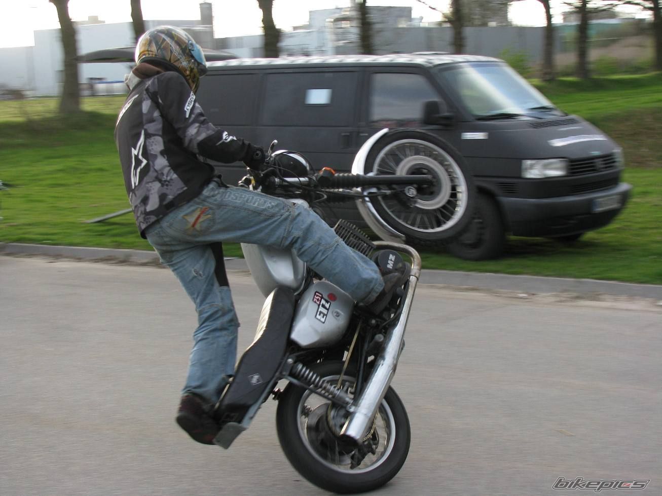 Bike Photo 1957806