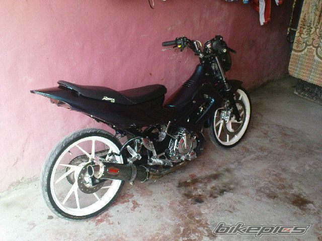 Photo 1958317