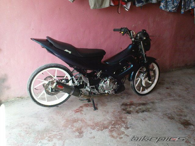 Photo 1958318