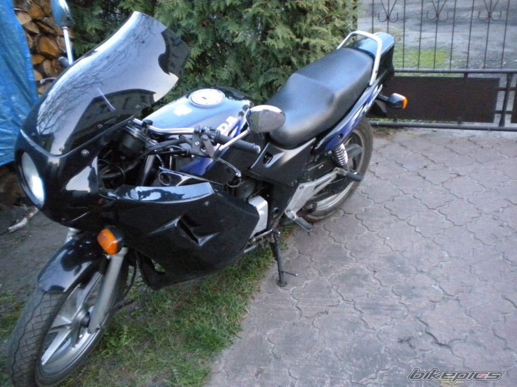 Photo 1958585