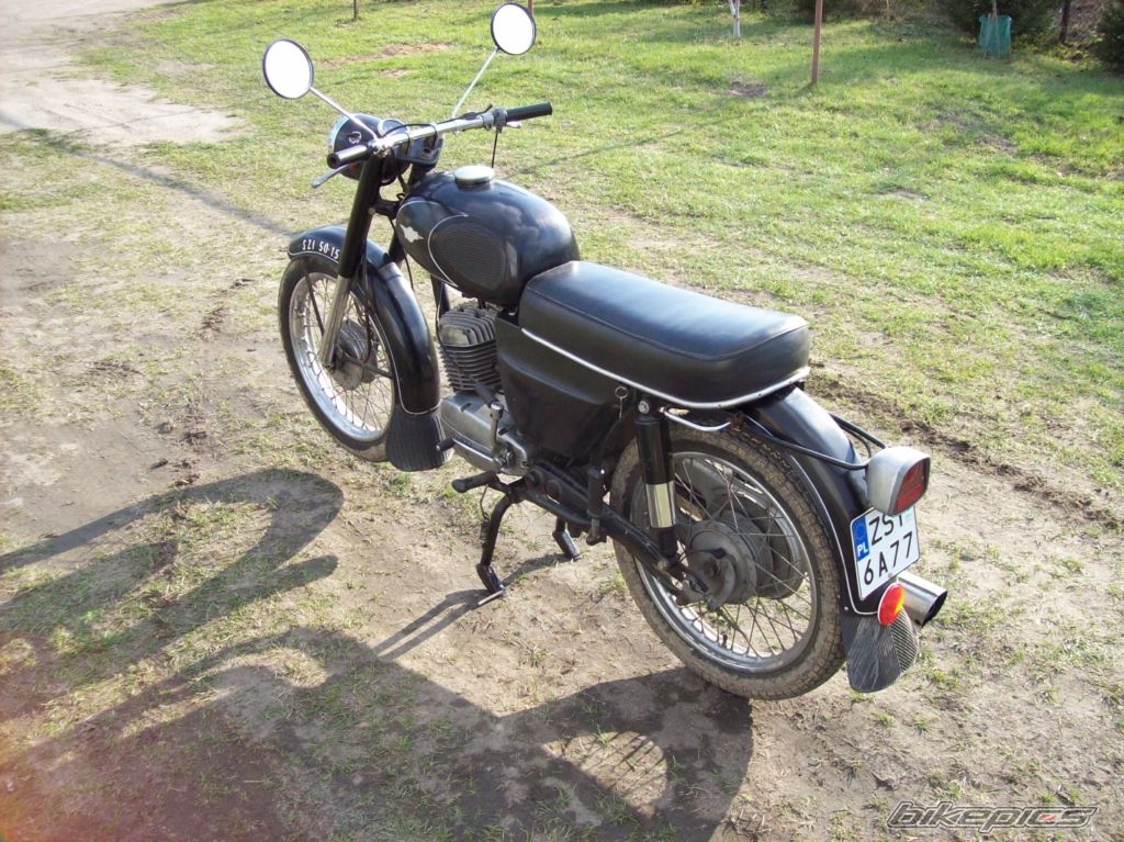 Photo 1958657