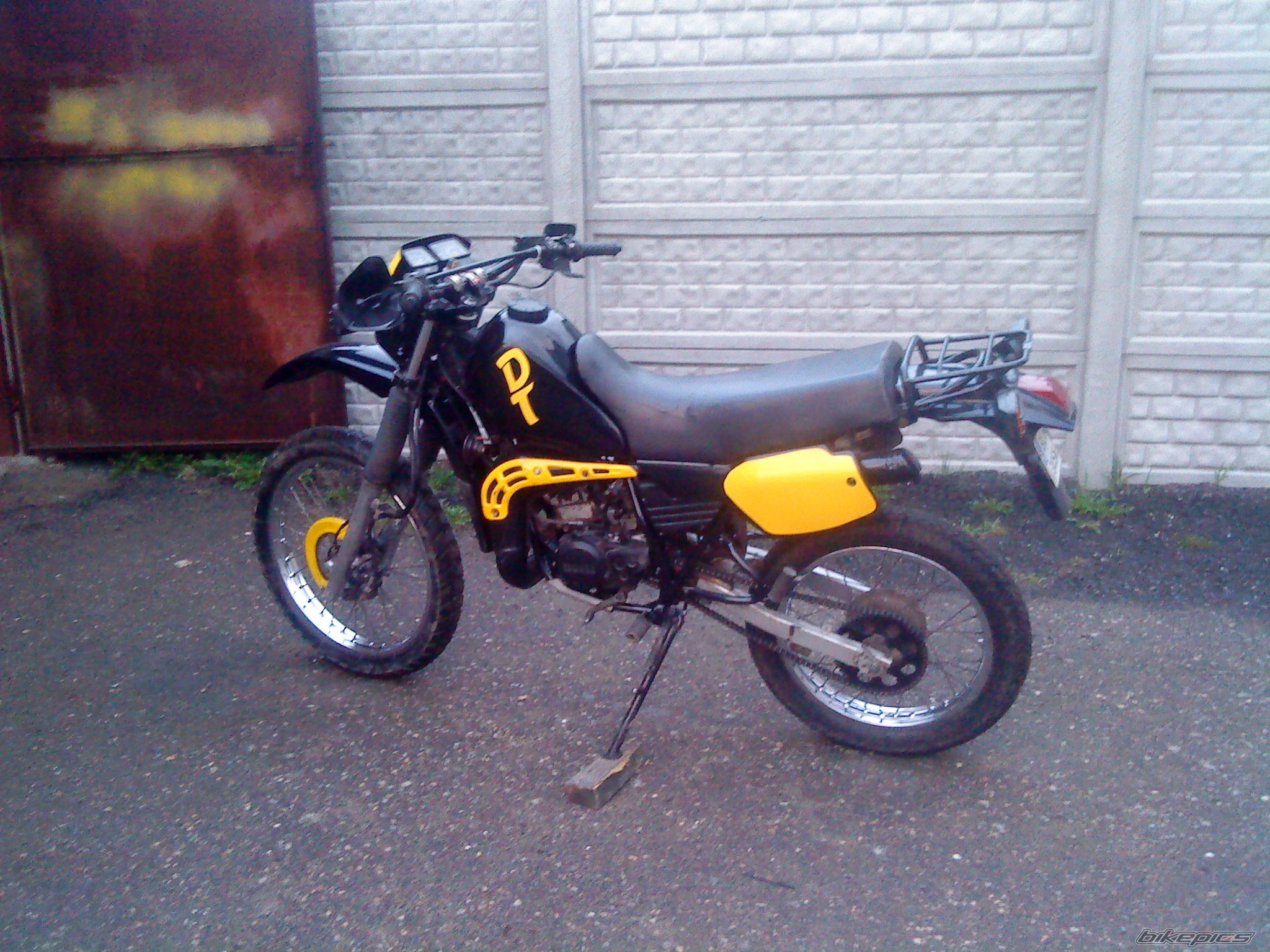 Photo 1959039