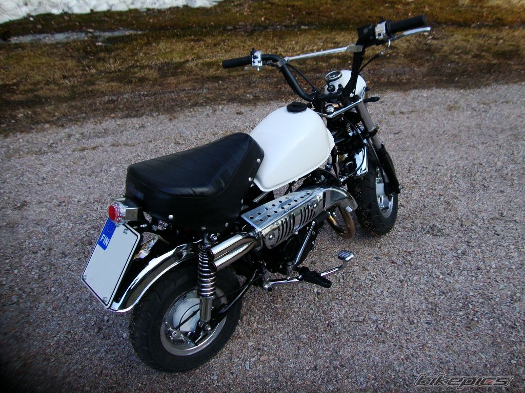 Photo 1960280