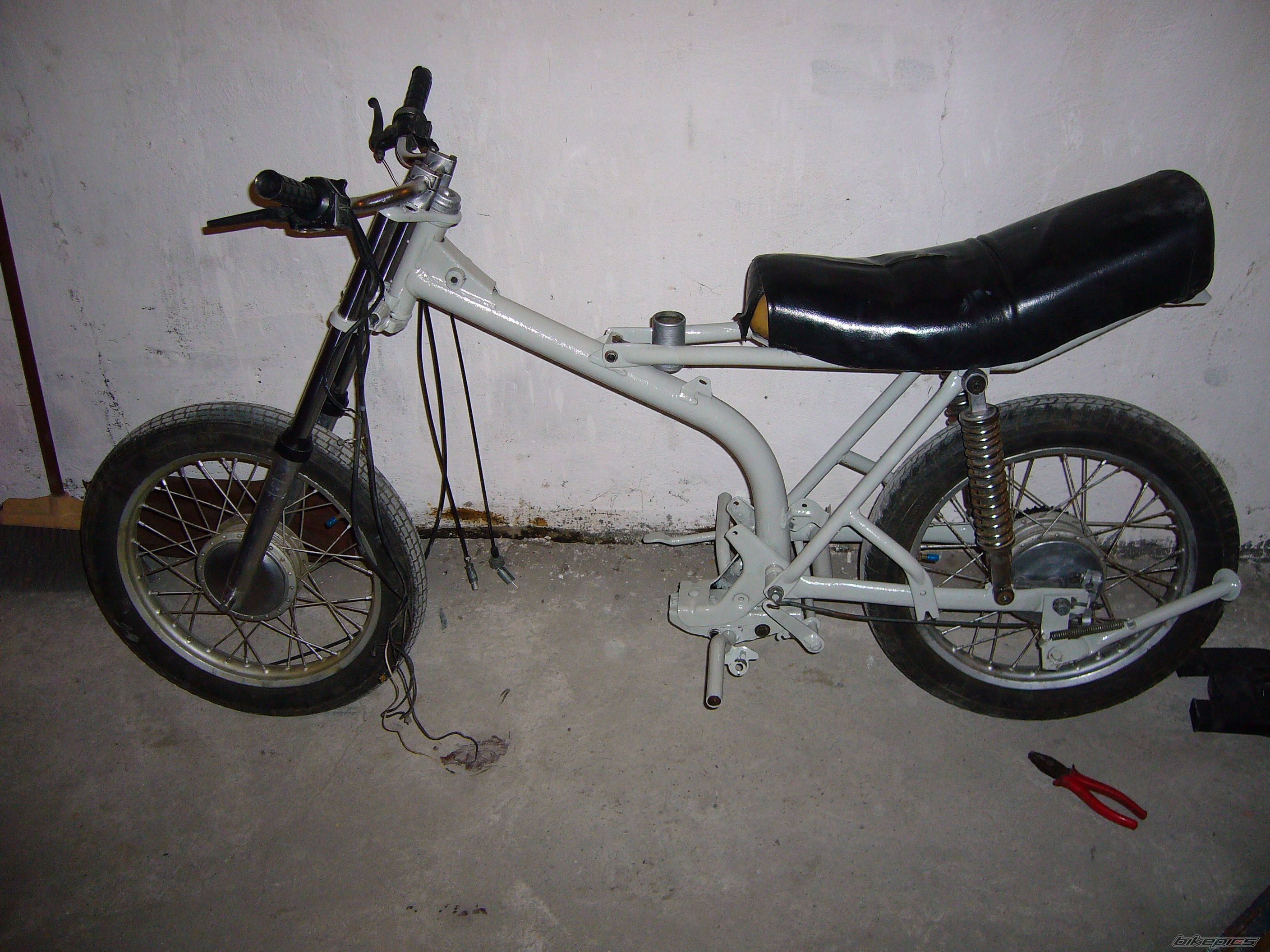 Photo 1960283