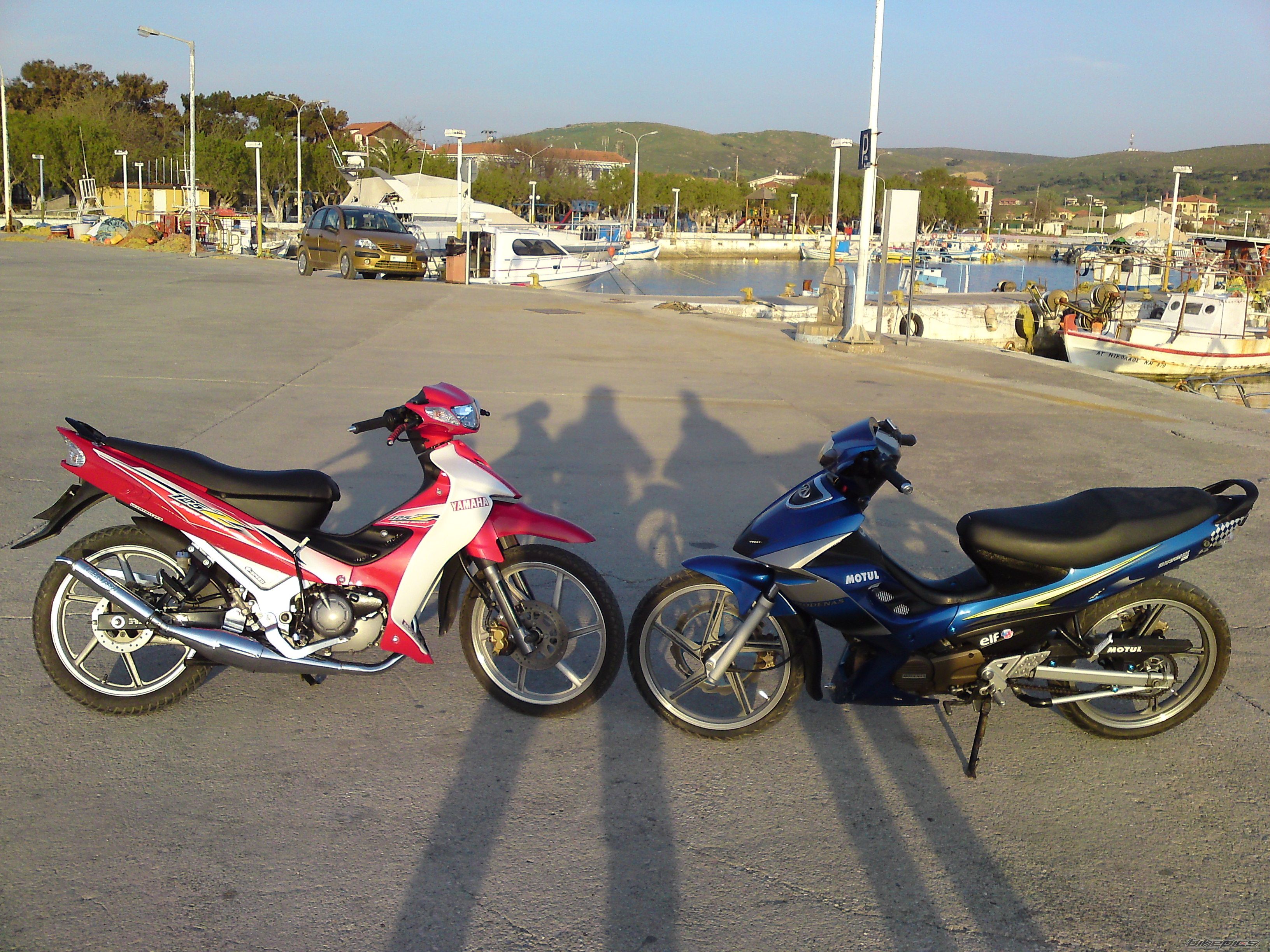 Photo 1960440