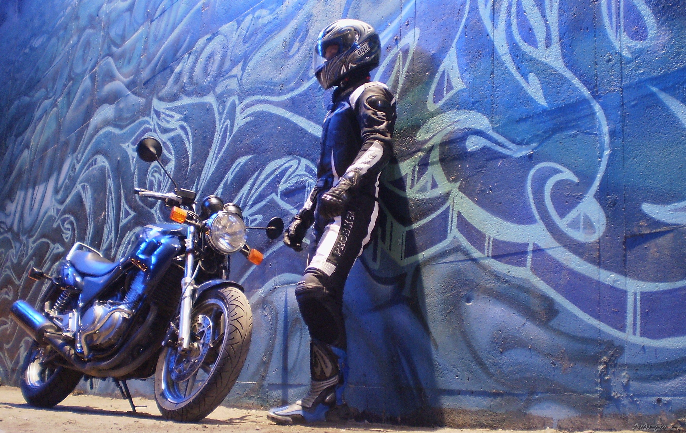 Bike Photo 1960452