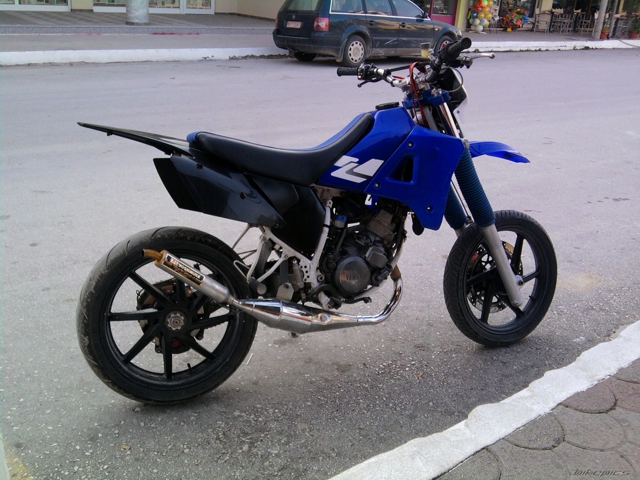 Photo 1960879