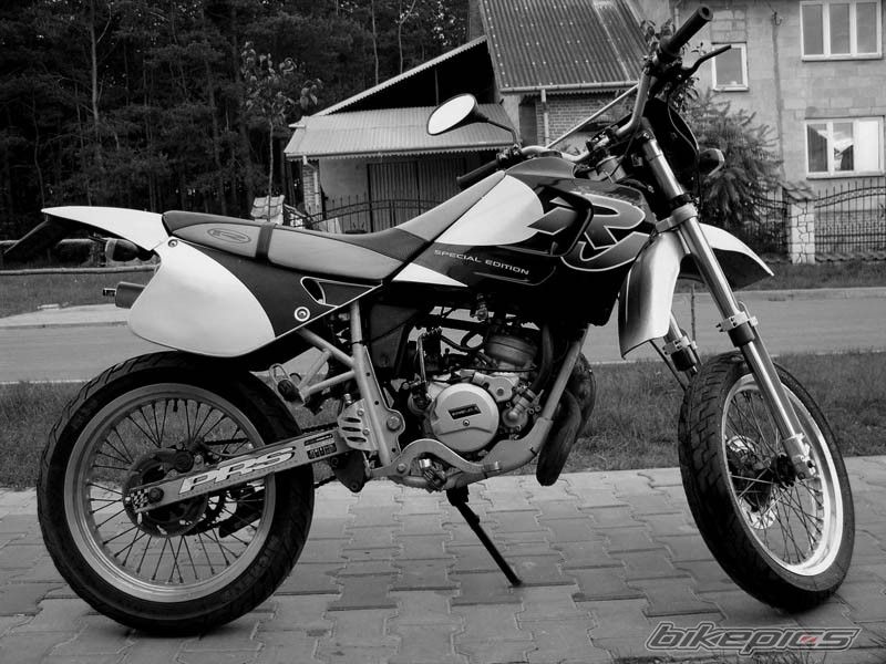 Photo 1960893
