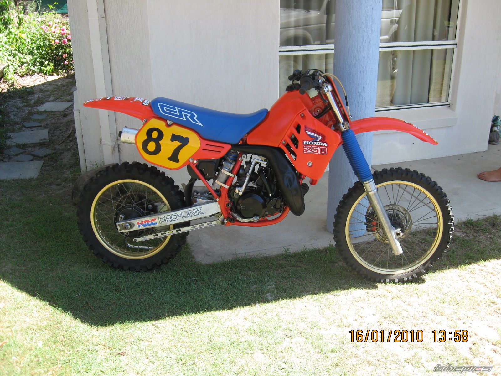 Photo 1961372