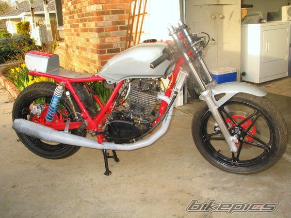 Photo 1961373