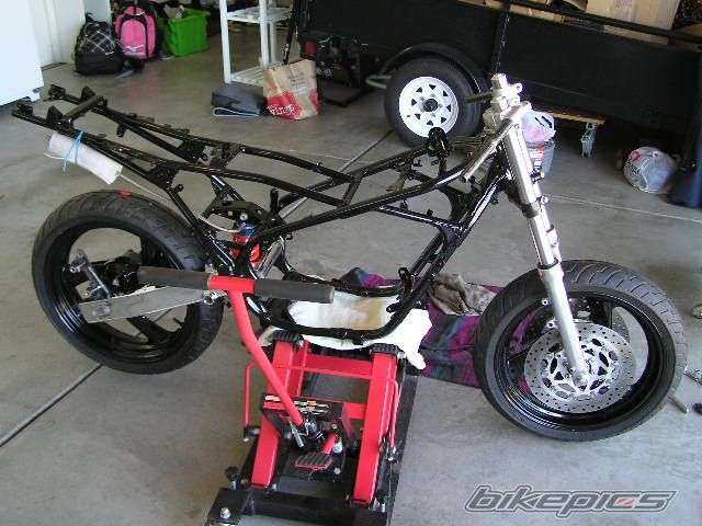 Photo 1961377