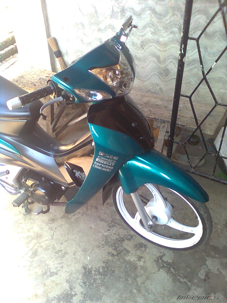 Photo 1961864