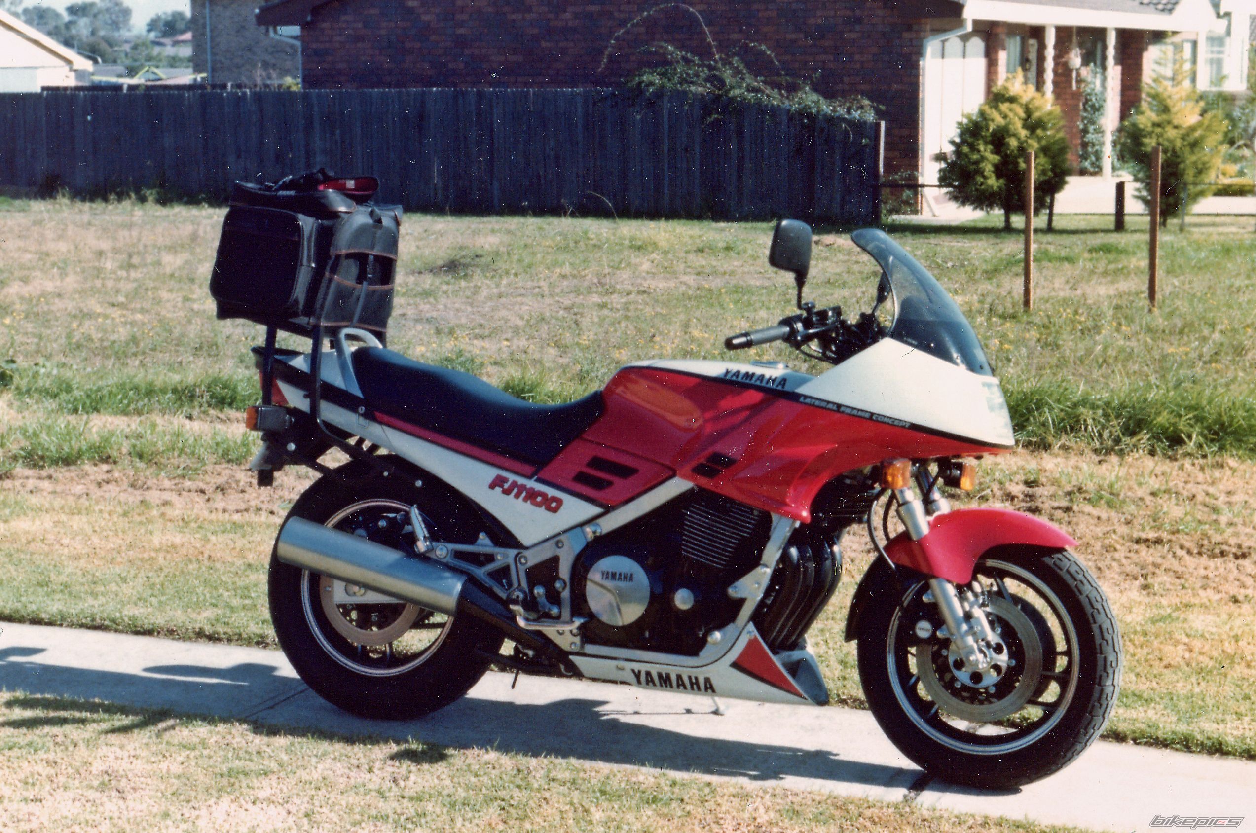 Photo 1961882