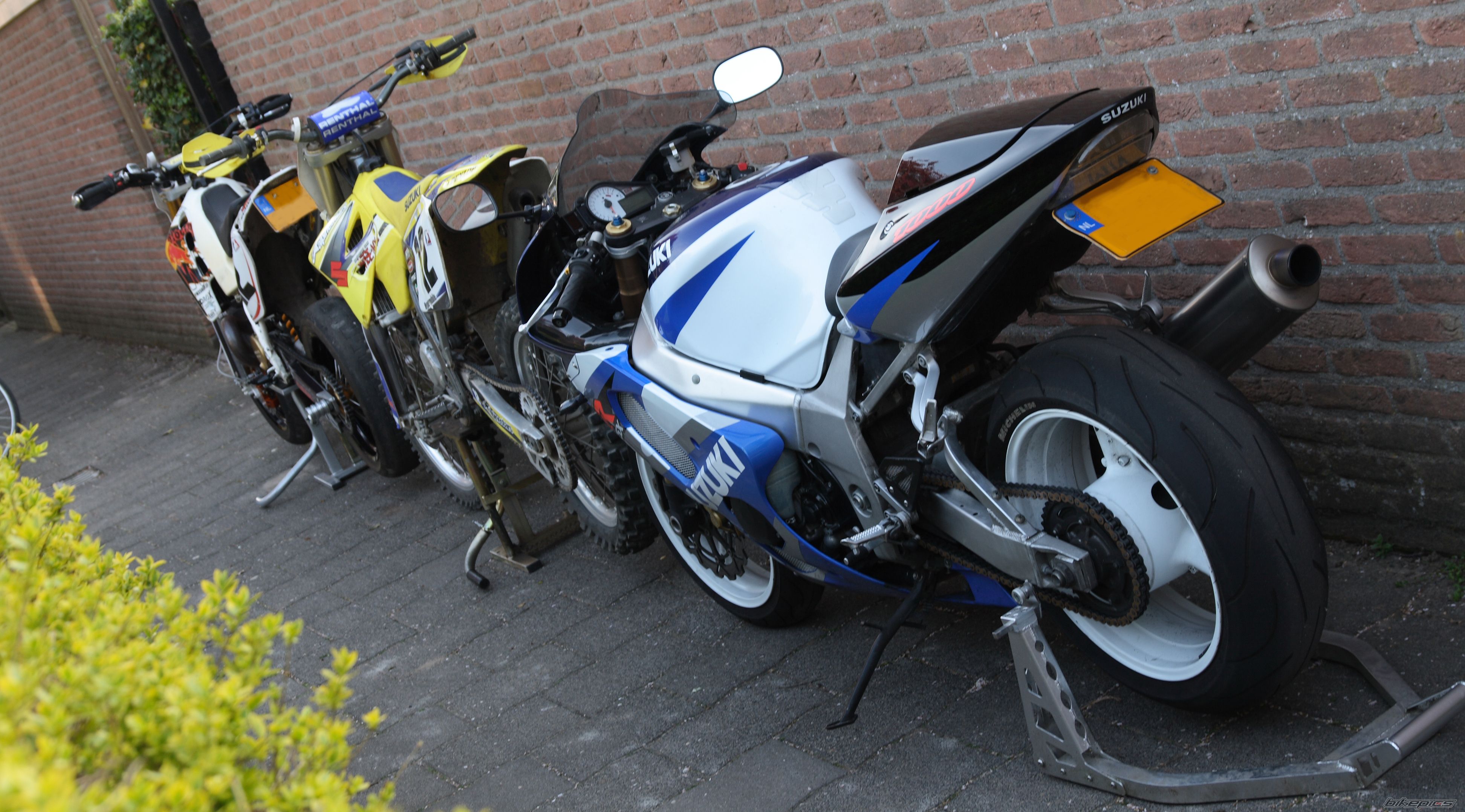 Photo 1962169