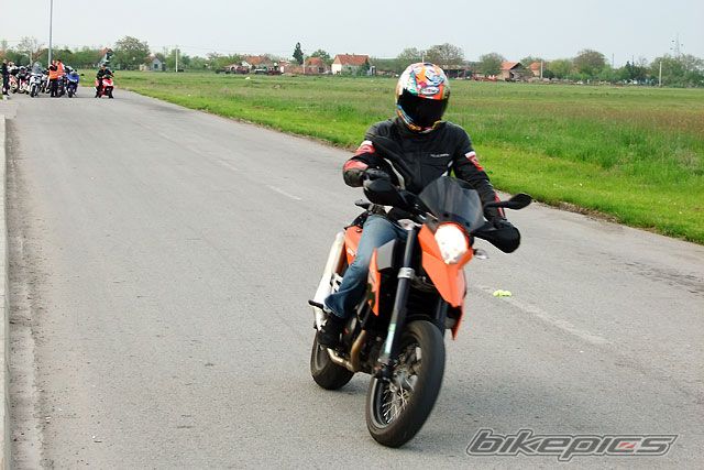 Photo 1962257