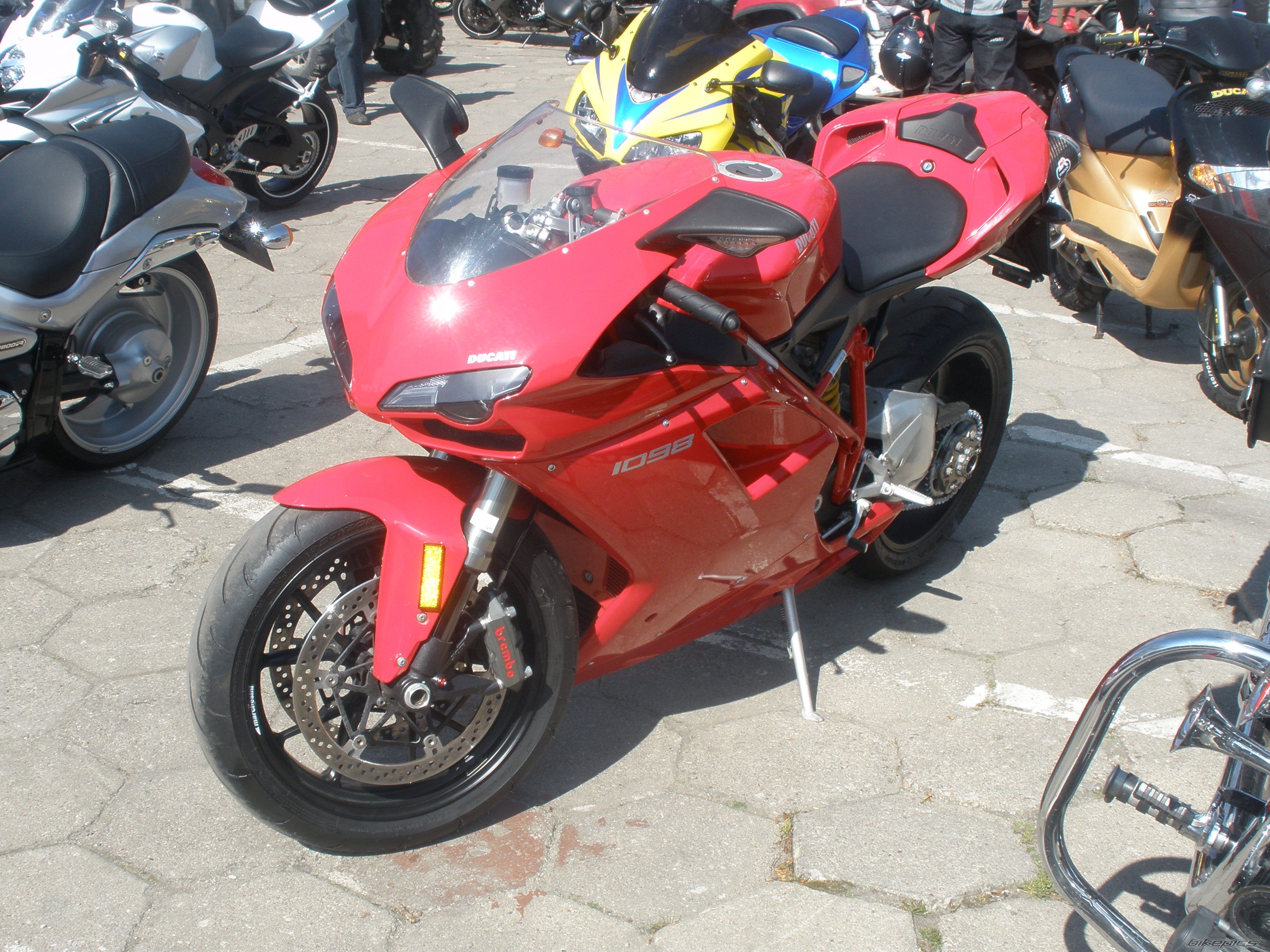 Photo 1962324
