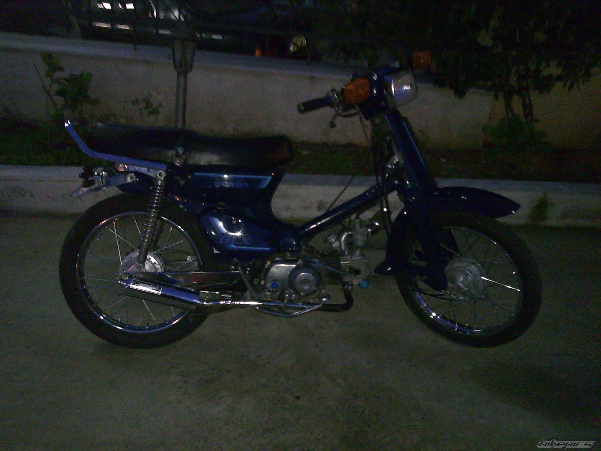 Photo 1962359