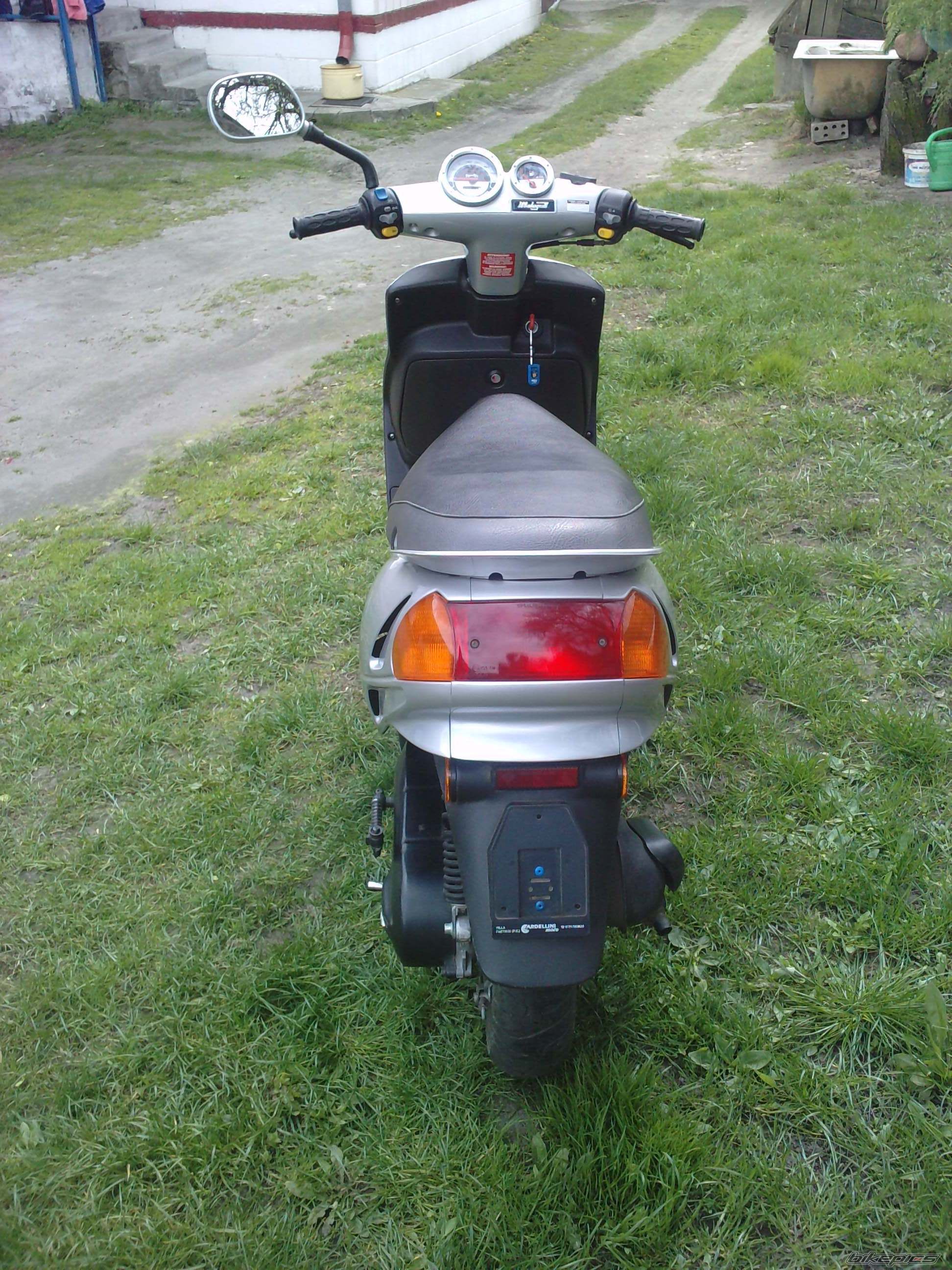 Photo 1962694