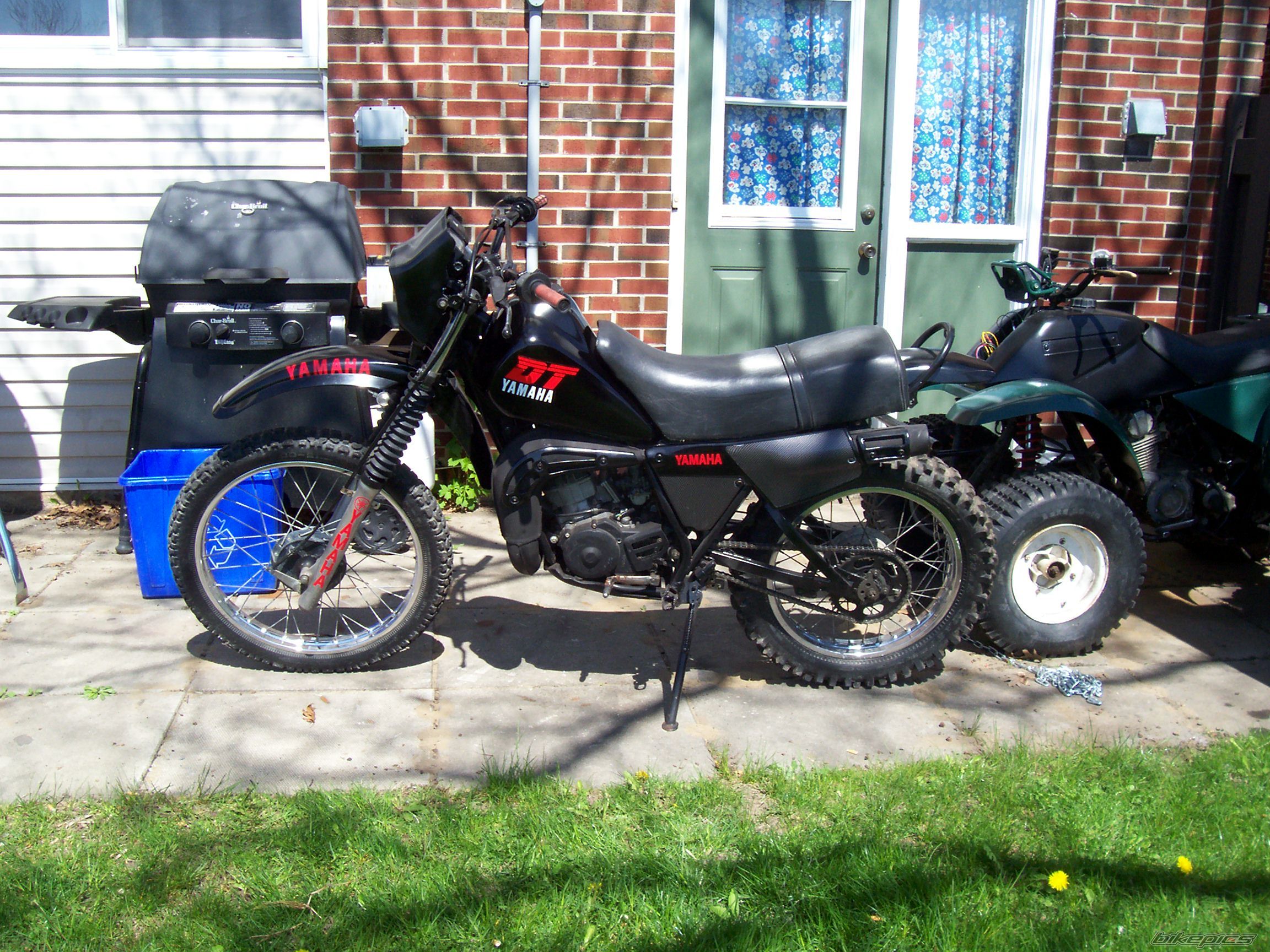 Photo 1962814