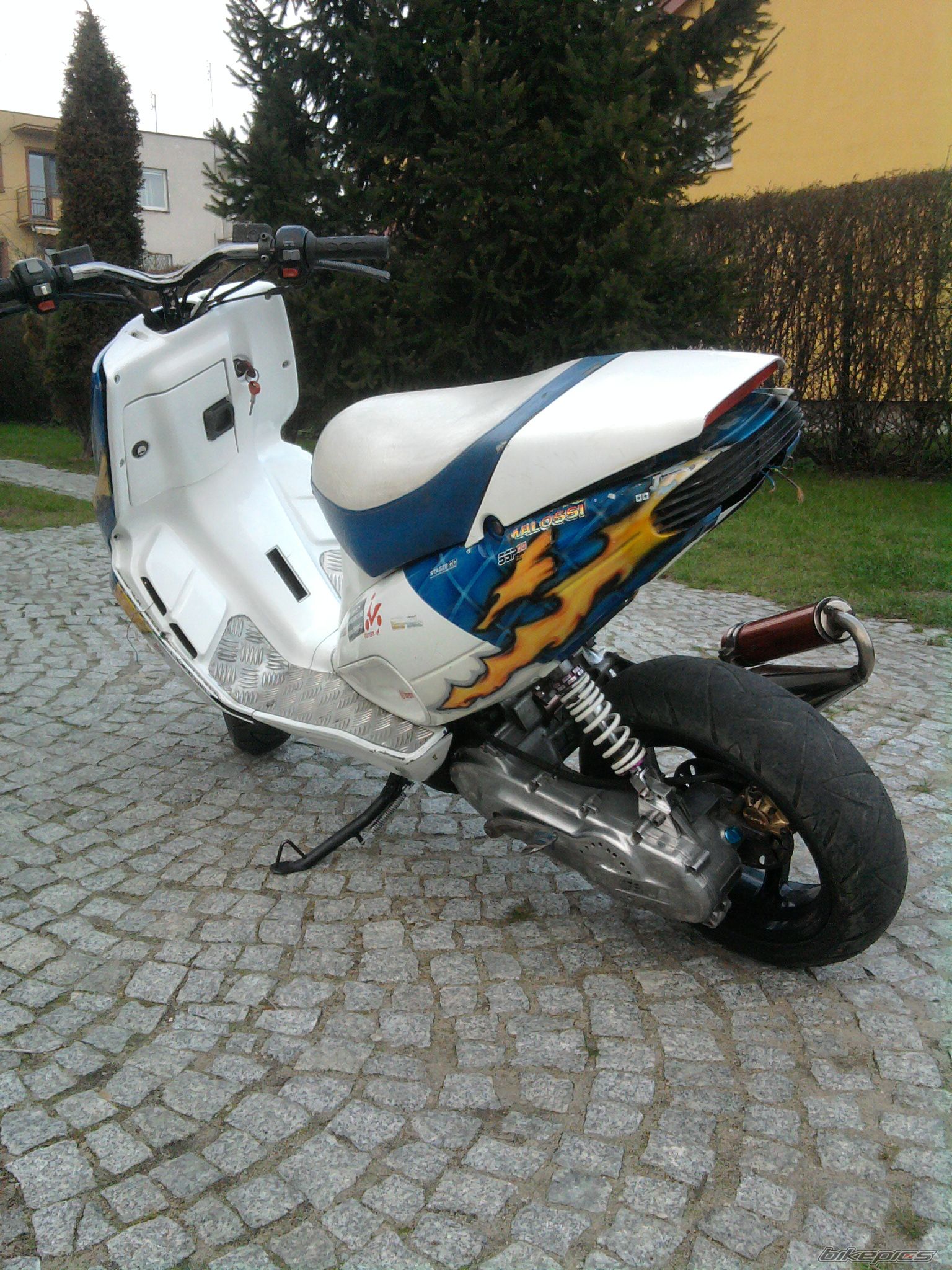 Bike Photo 1962879