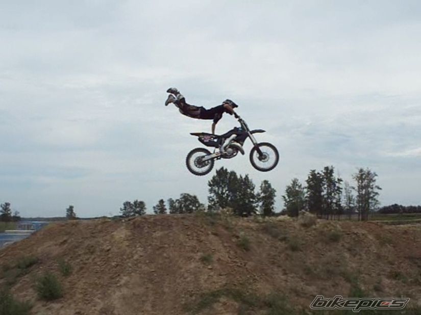 Photo 1963057