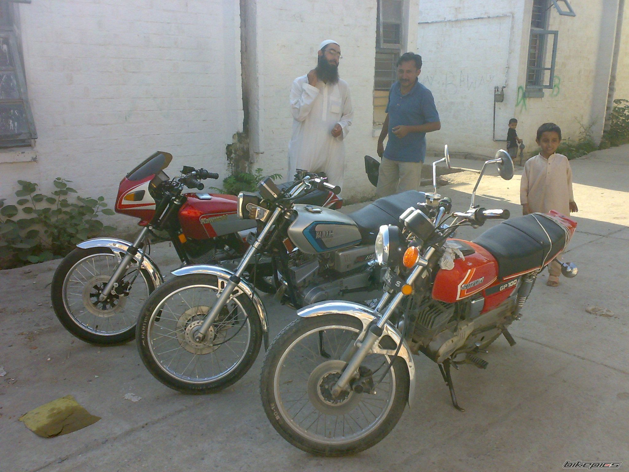 Photo 1963075
