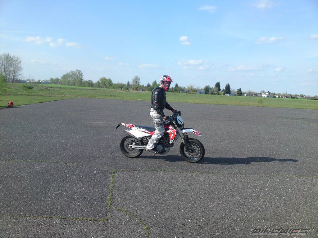 Photo 1963175