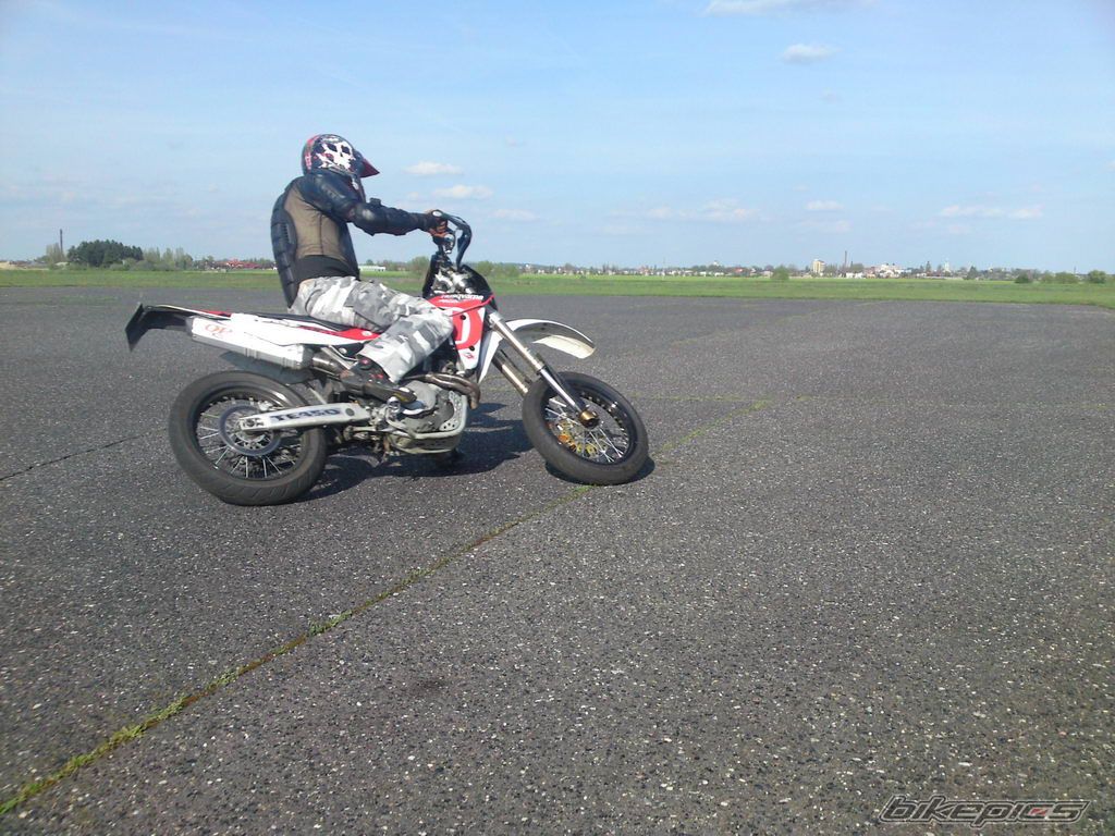 Photo 1963179