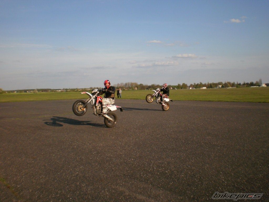 Photo 1963193