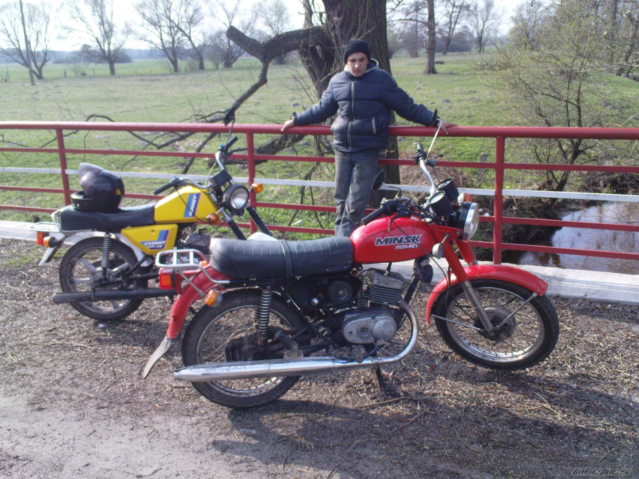Photo 1963336