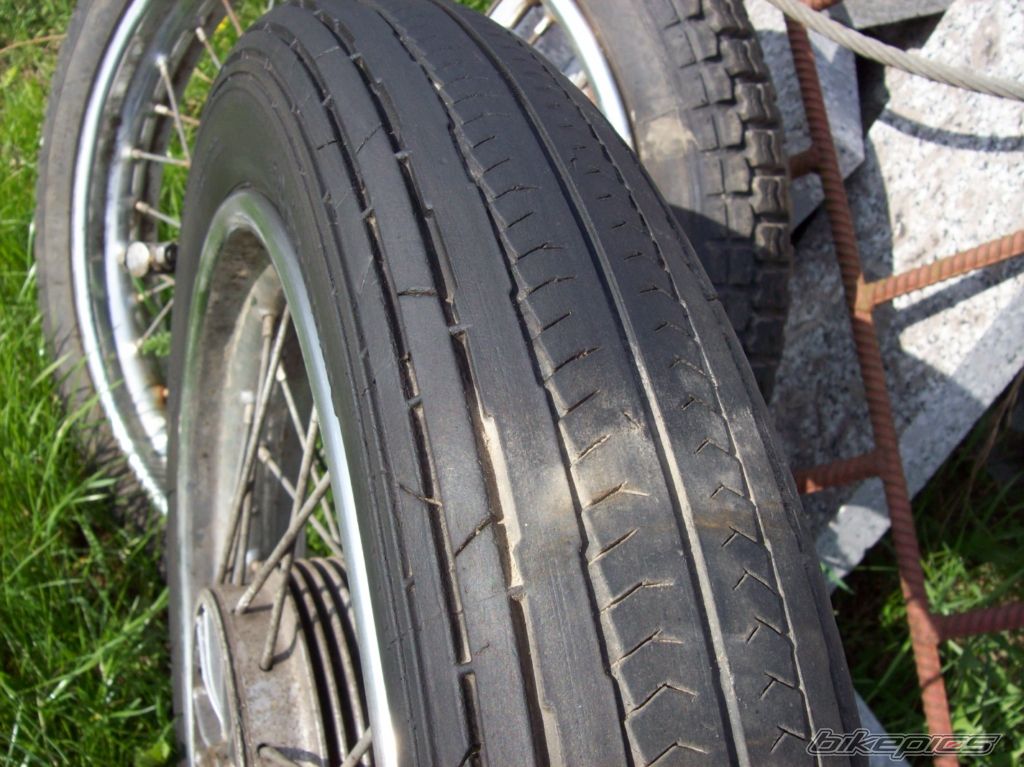 Photo 1963644