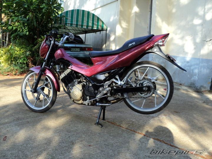 Photo 1963648