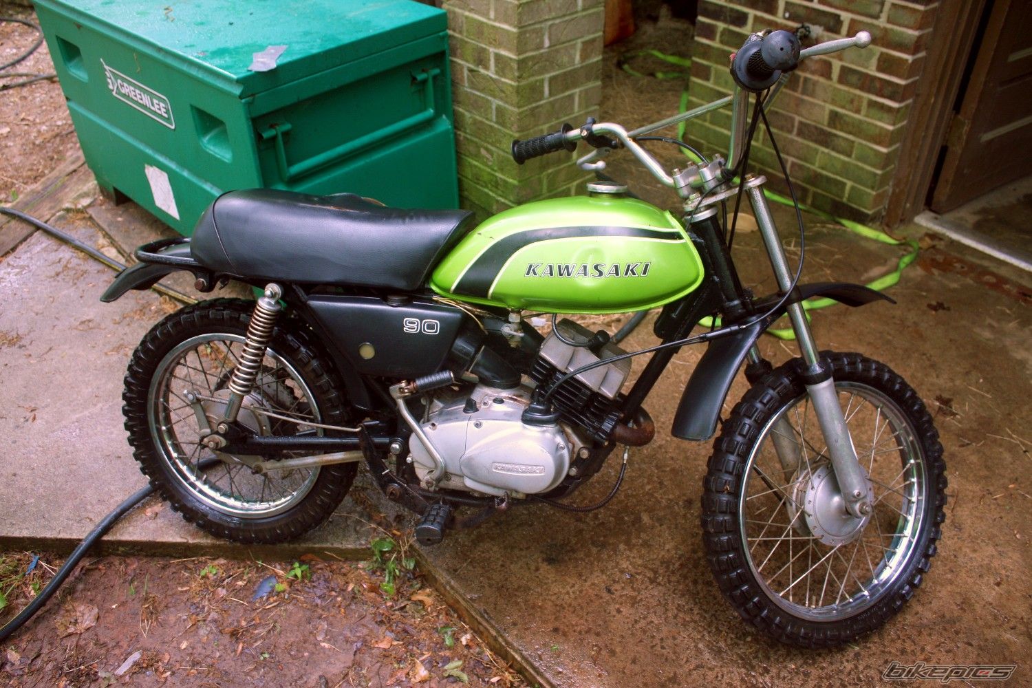 Photo 1965103