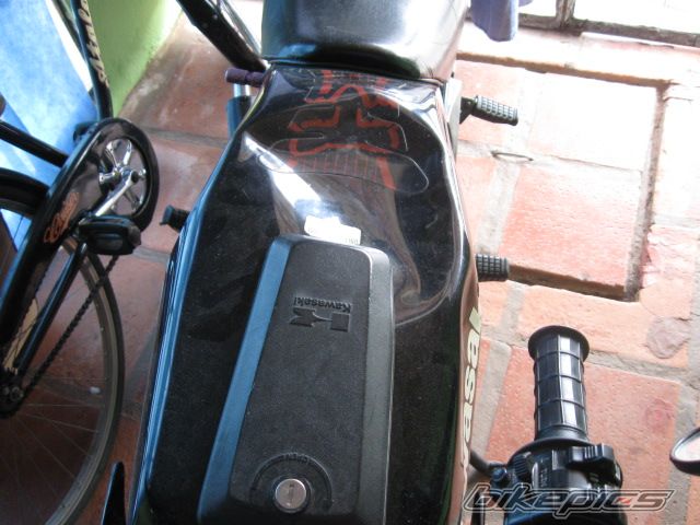 Photo 1965195