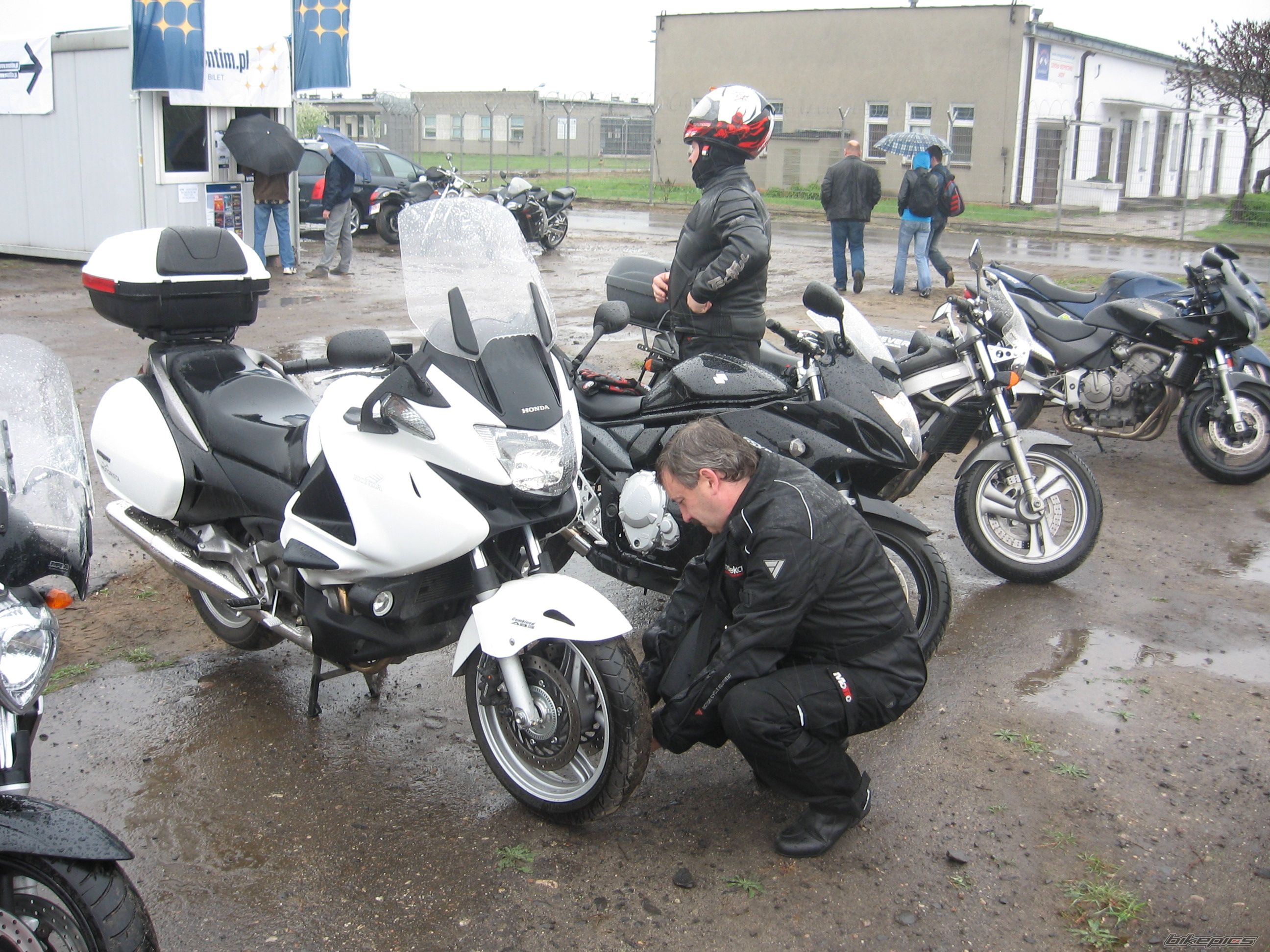 Bike Photo 1965398