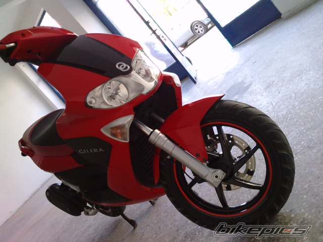 Photo 1965443