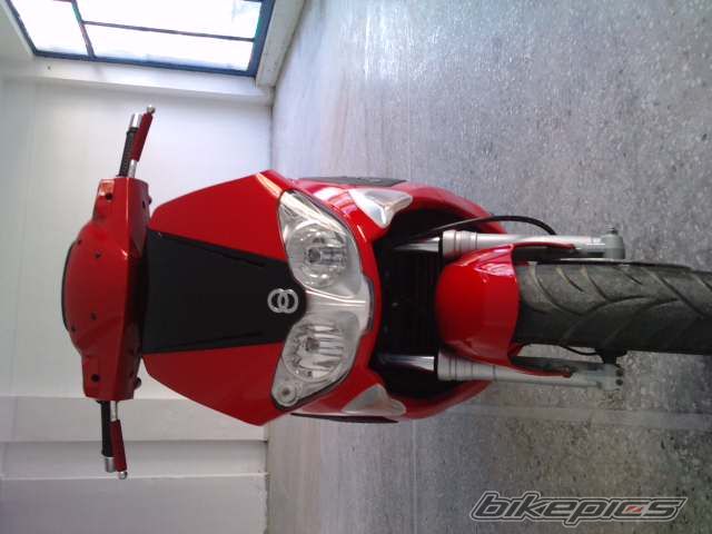 Photo 1965448