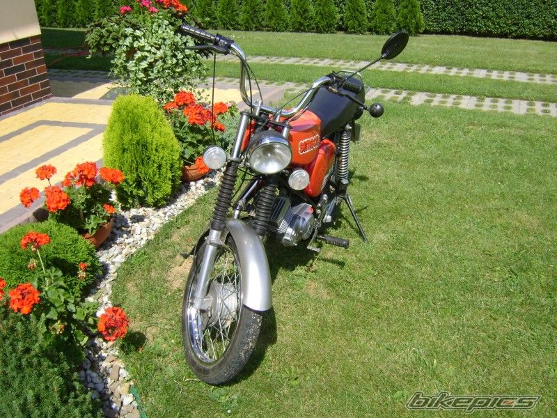 Photo 1965536