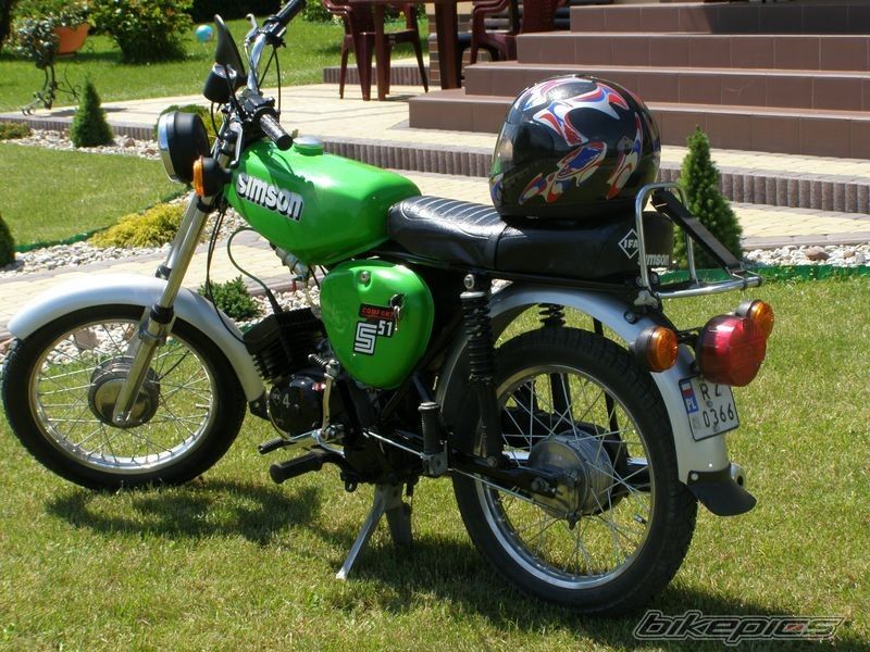 Photo 1965561