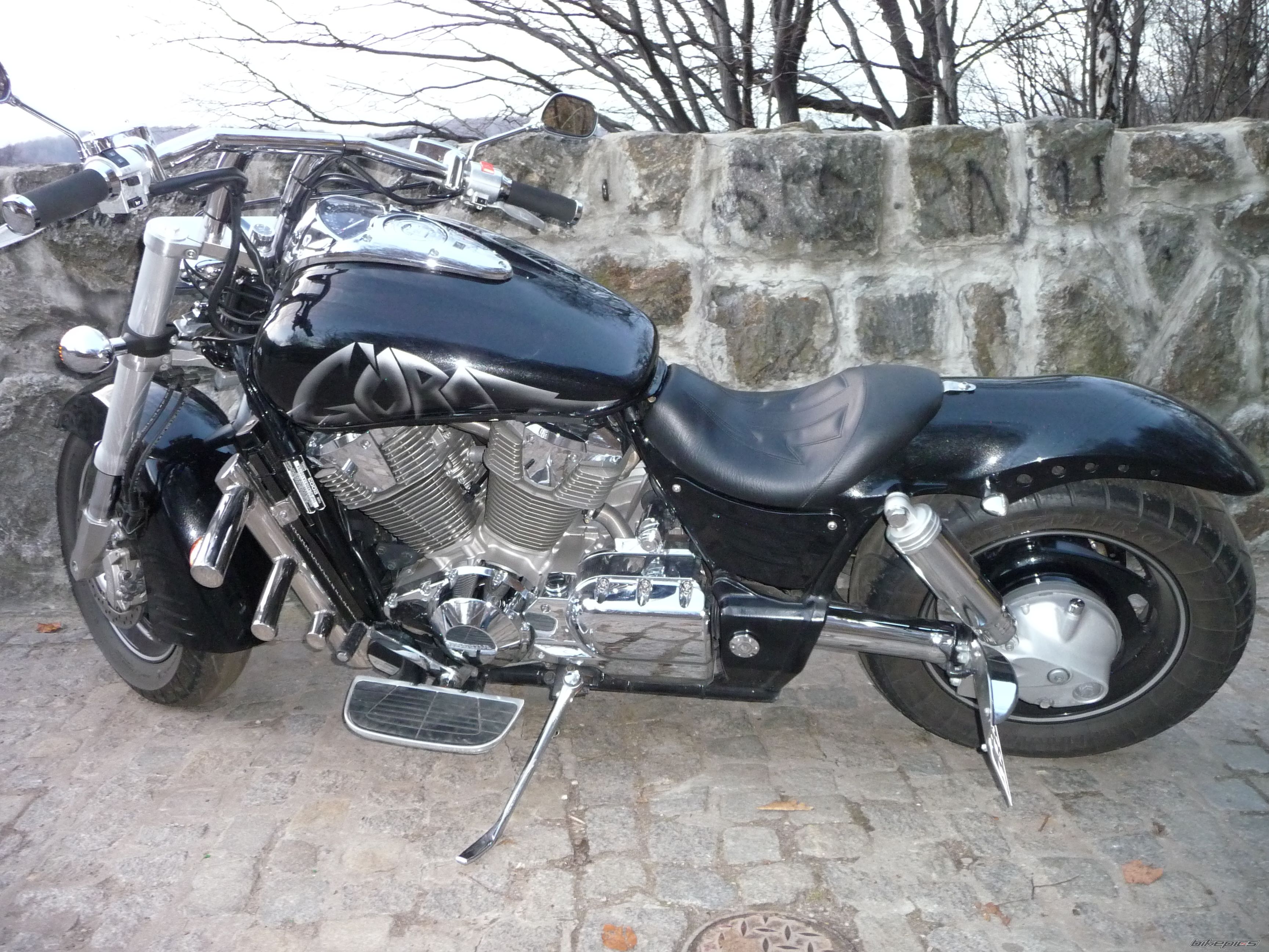 Photo 1965896