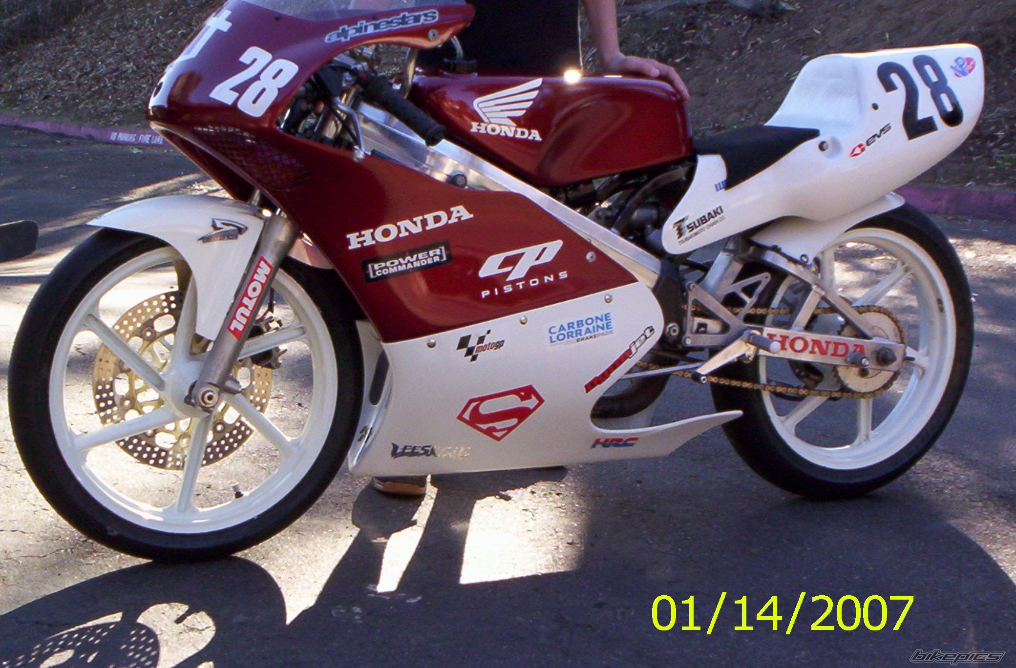 Photo 1966047