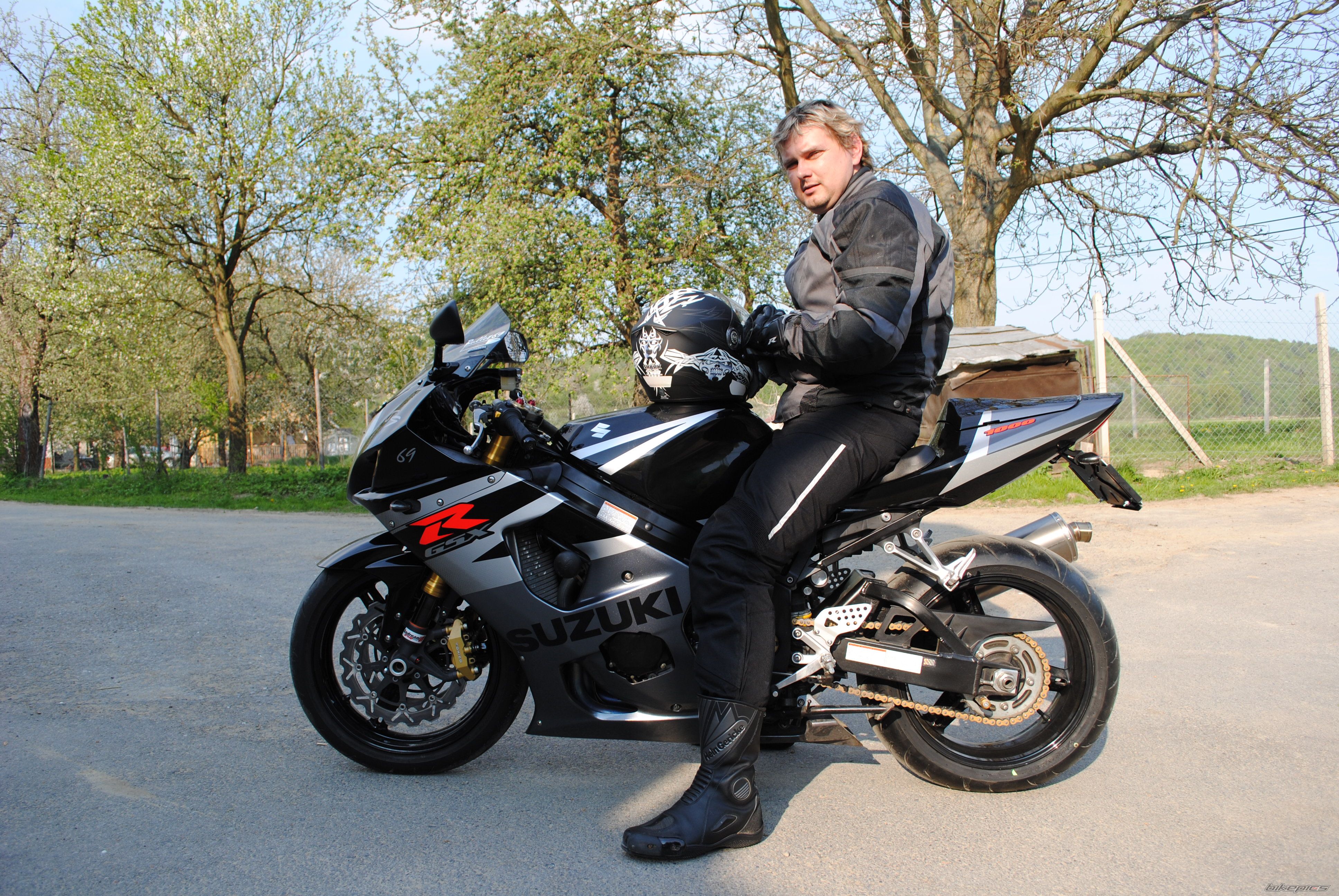 Bike Photo 1966780