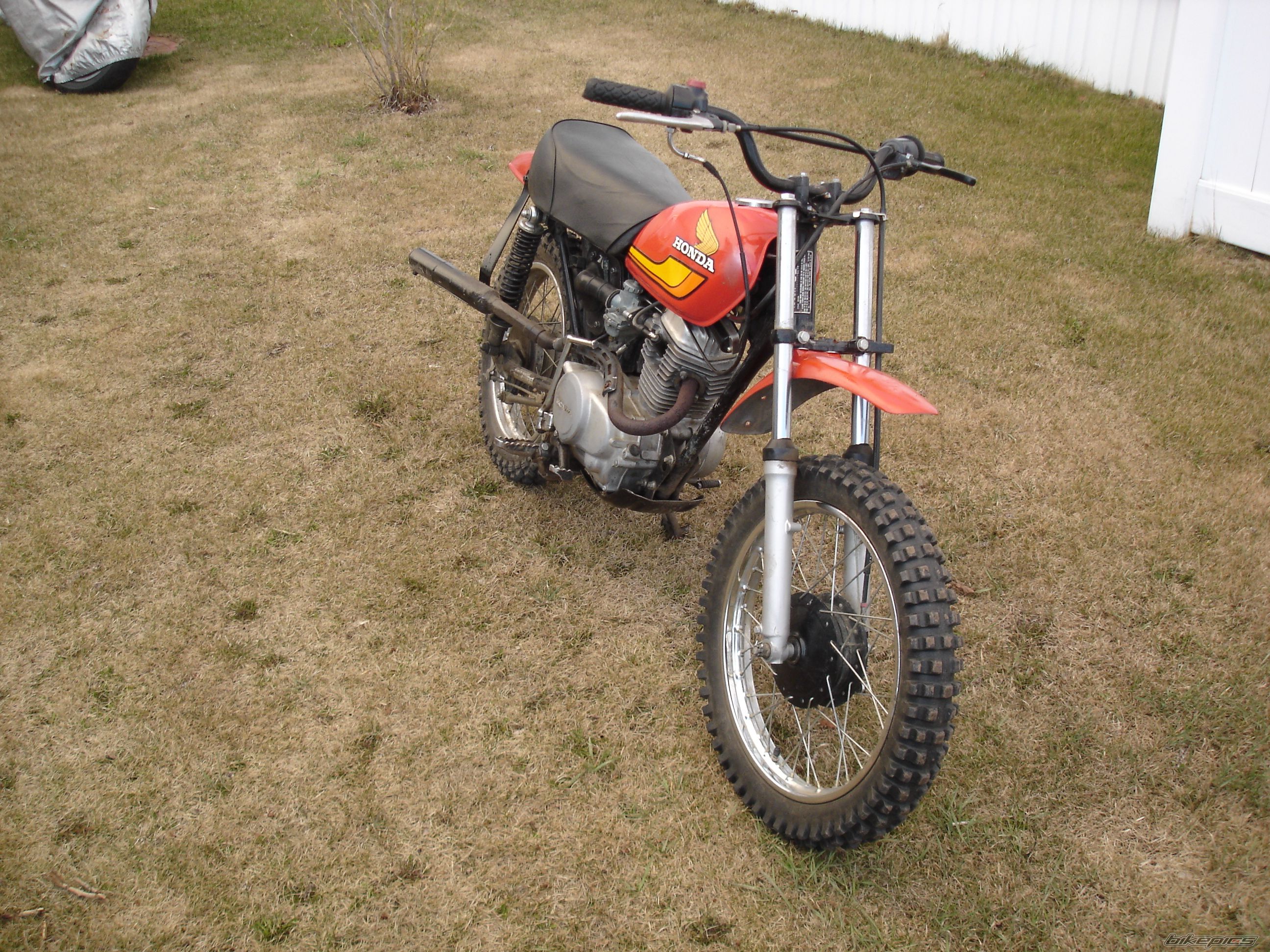 Bike Photo 1966879
