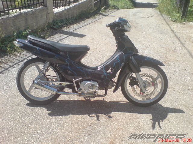 Photo 1967180