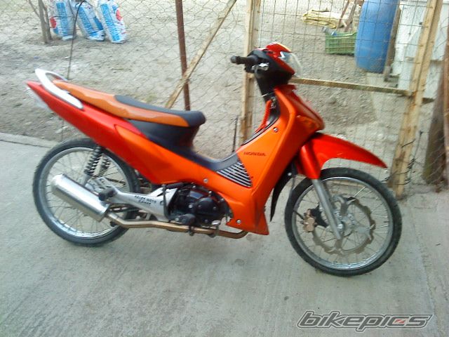 Photo 1967624