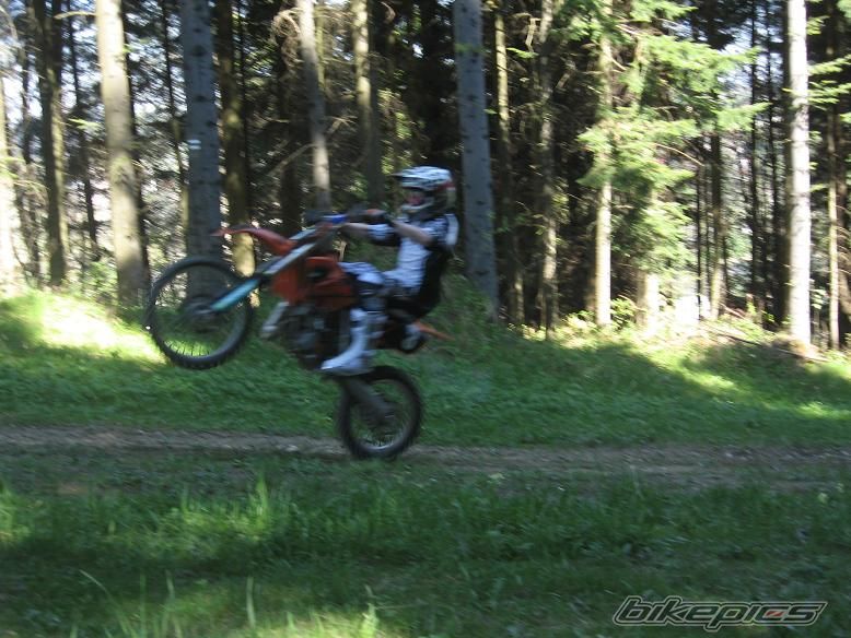Photo 1967651